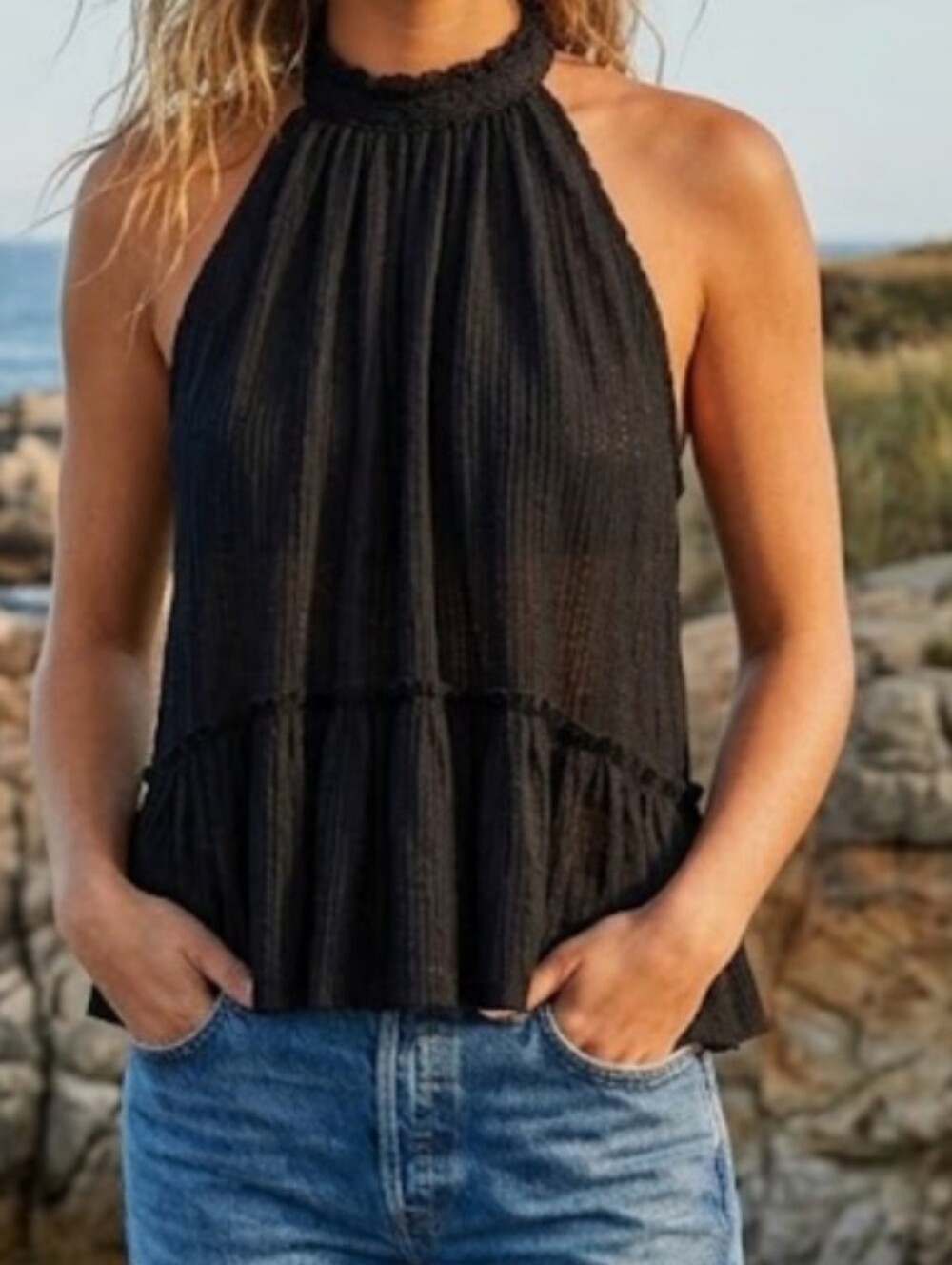 Kinly Halter Blouse Size M